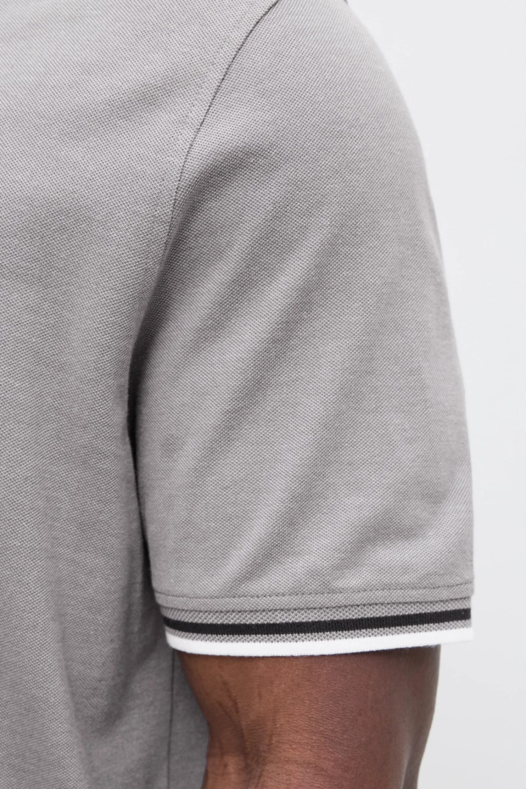 Футболка поло великого розміру Jack&Jones світло-сіра