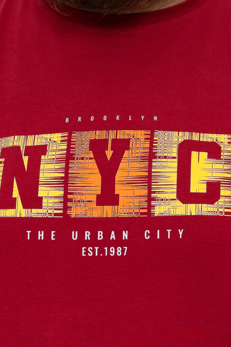 Футболка великого розміру з принтом "NYC" Big Team, бордова